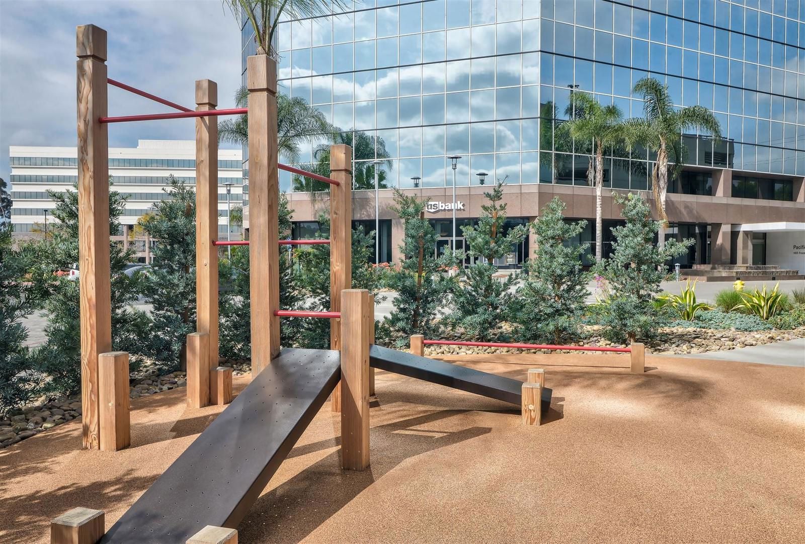 Pacific Center I & II 1455 Frazee Road & 1615 Murray Canyon Road - Image 4