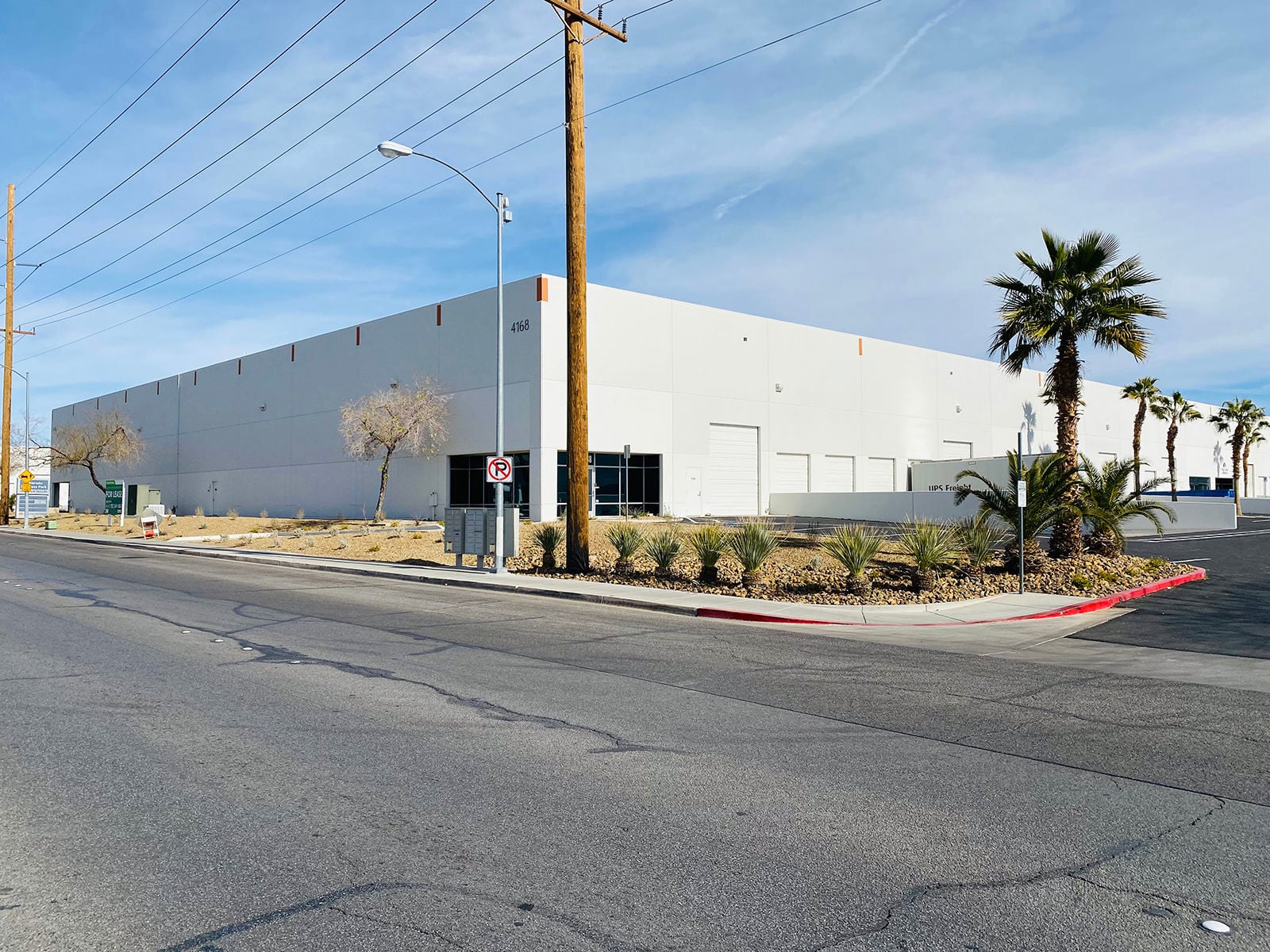 IMG_E0730_Global Listings