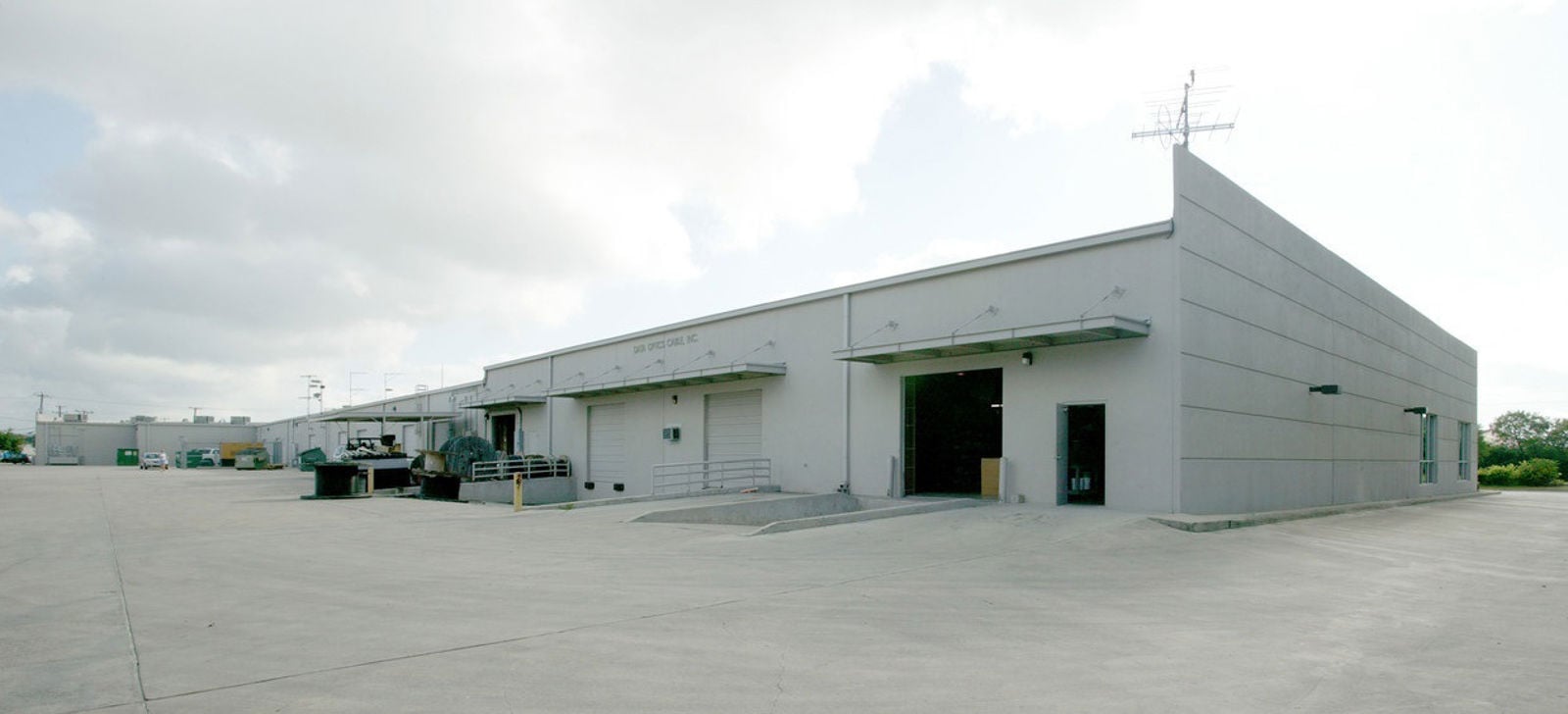 Data Park Center 200 East Ramsey Road - Image 3