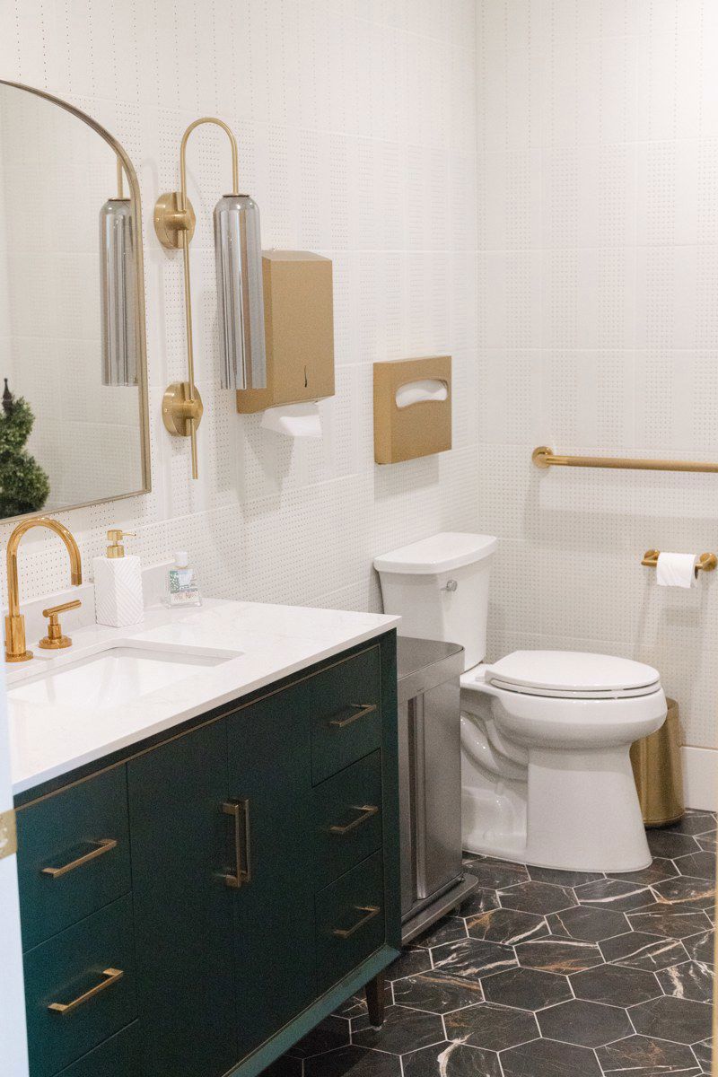 Brookeboroughphotography_hellerplasticsurgery-16960