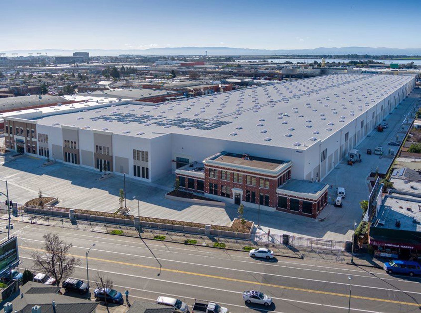 Oak_BridgePointOakland_photo3