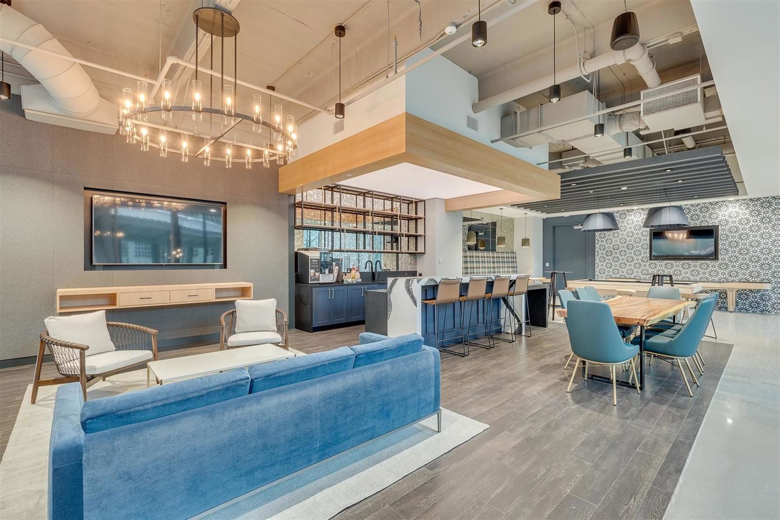 16000 N Dallas Pky-1