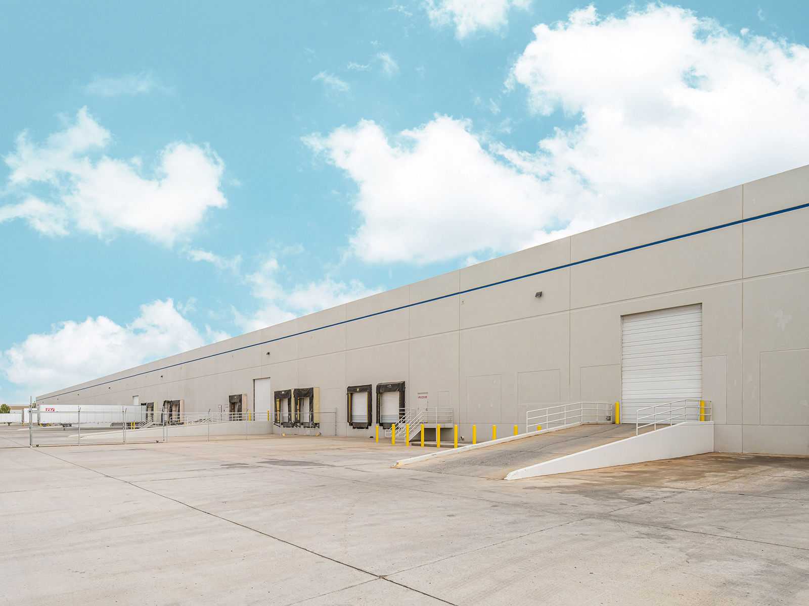 2800 Airport Road - Truck Court