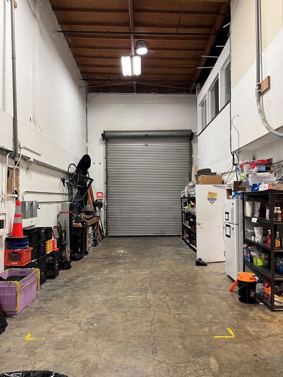131 S Maple Ave, Unit 6 - Rollup Door