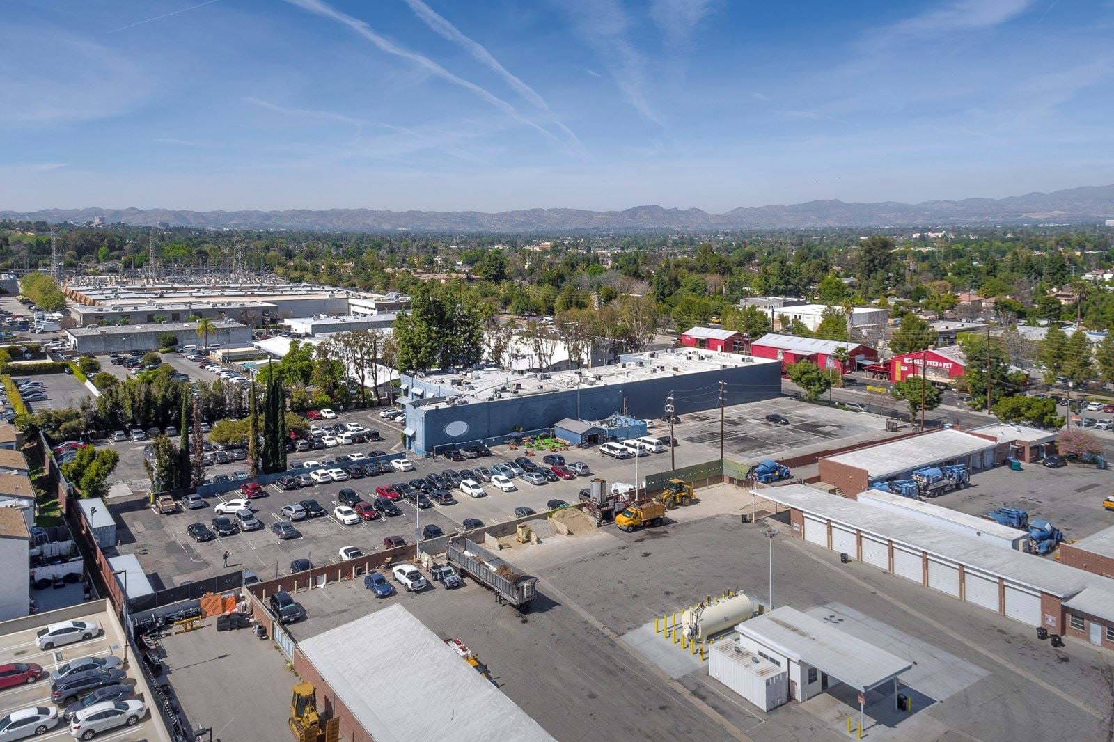 18618_W_Oxnard_St_Drone_007