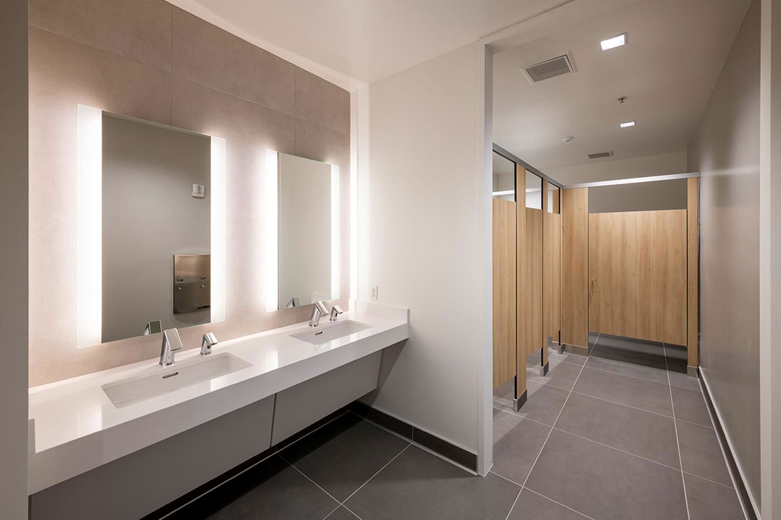 2100-Powell_CBRE-Global-Listing-Photo_L