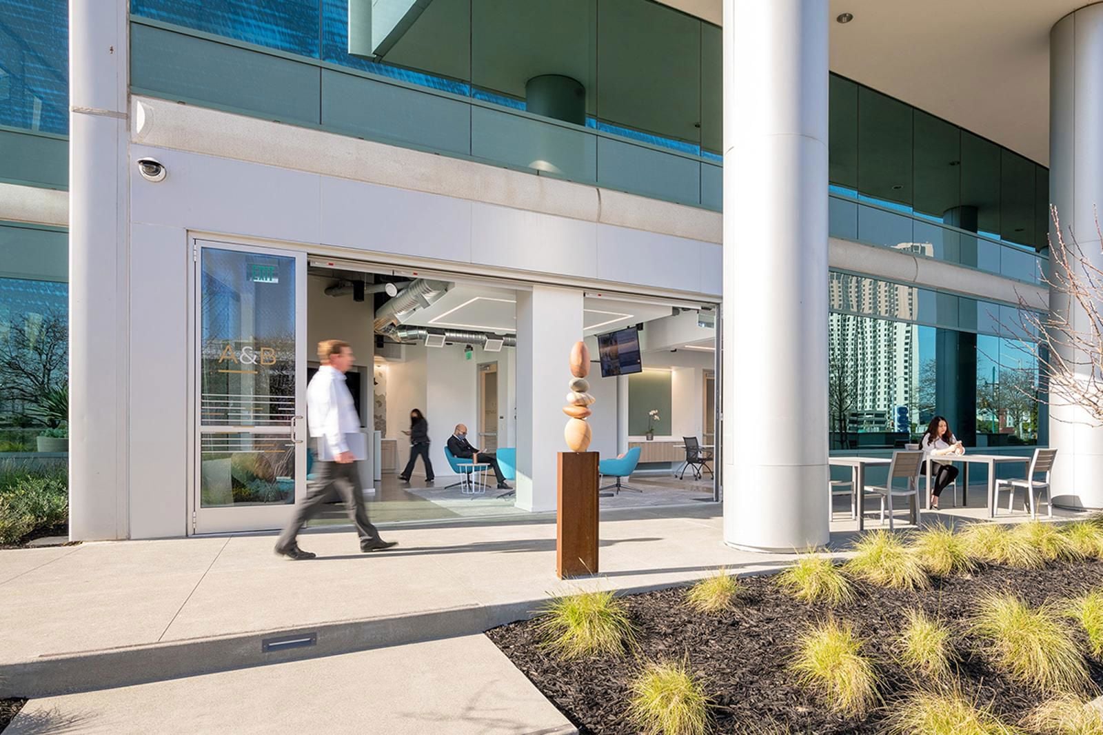 2100-Powell_CBRE-Global-Listing-Photo_I