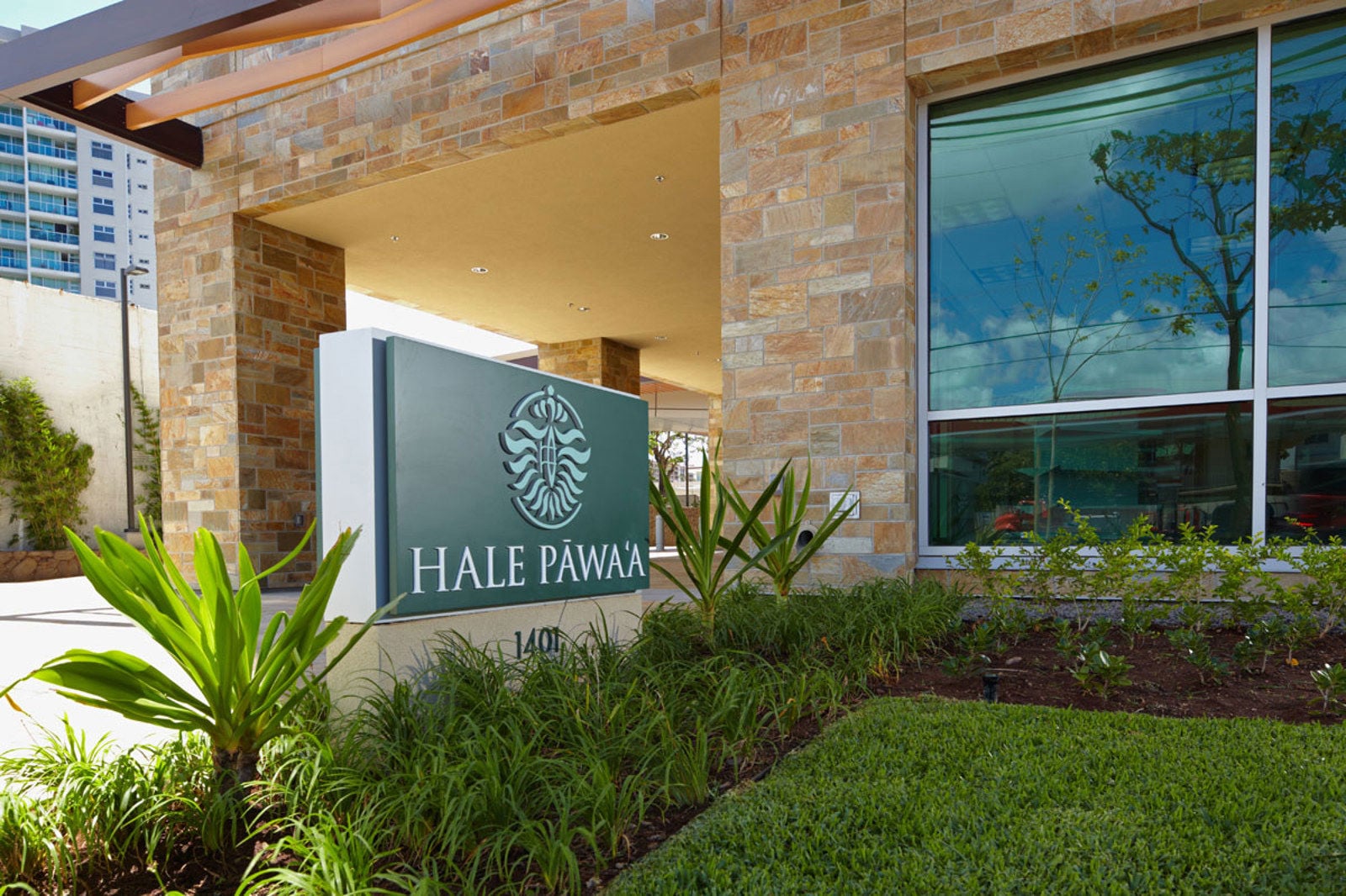 Hale Pawaa Signage.JPG