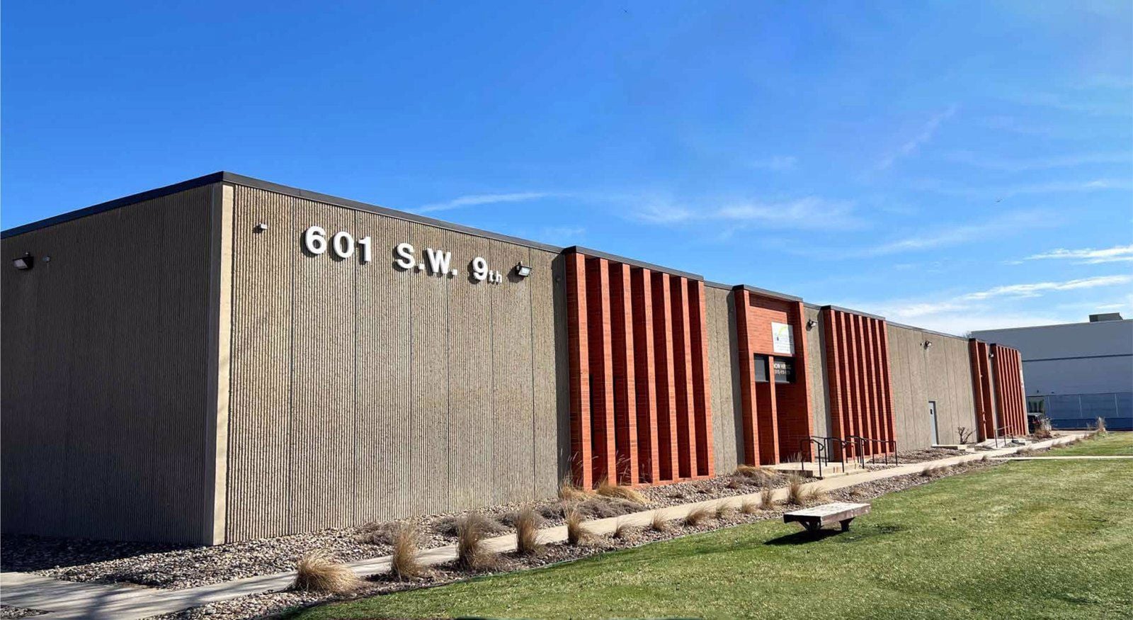 601-SW-9th-St