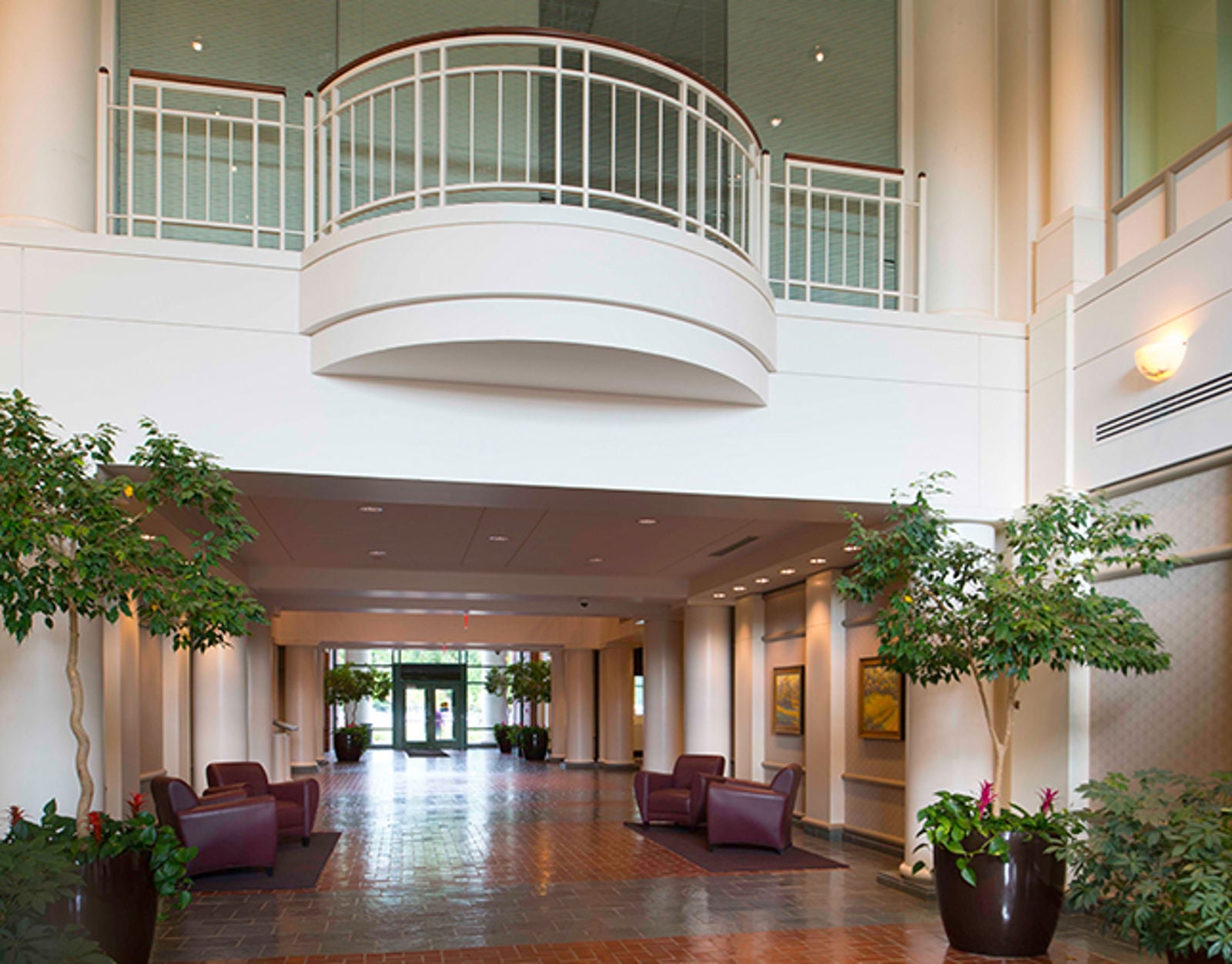 95glastonbury_main lobby