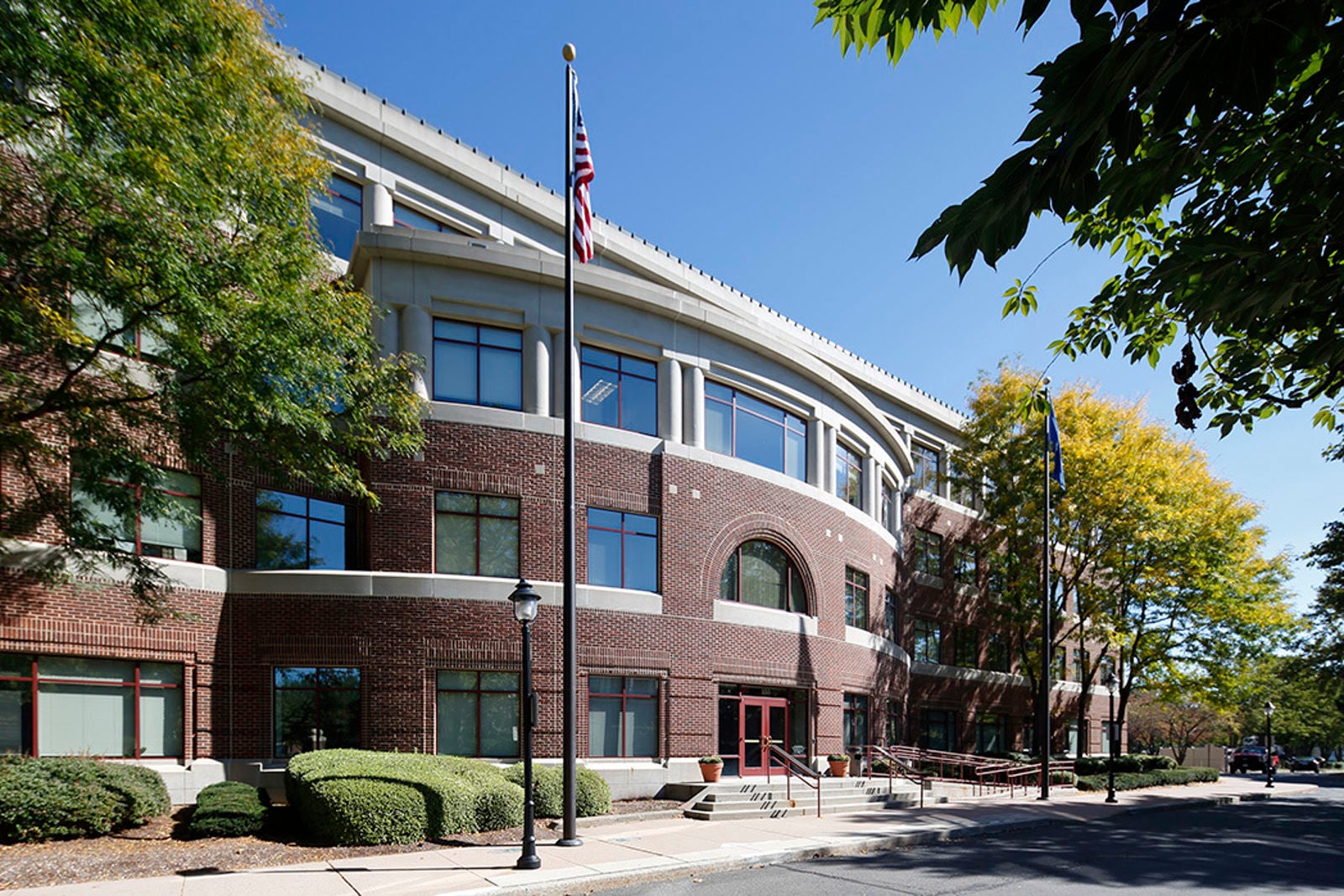 180 Glastonbury - Property Pic