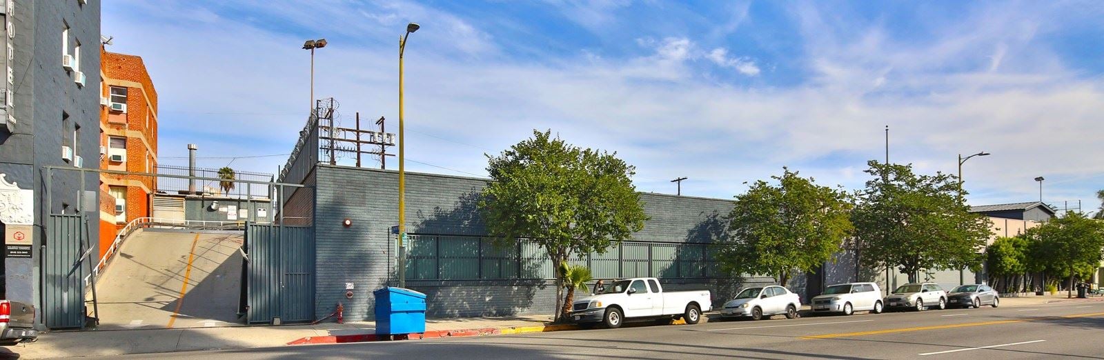 2707-2711_Beverly_Image2