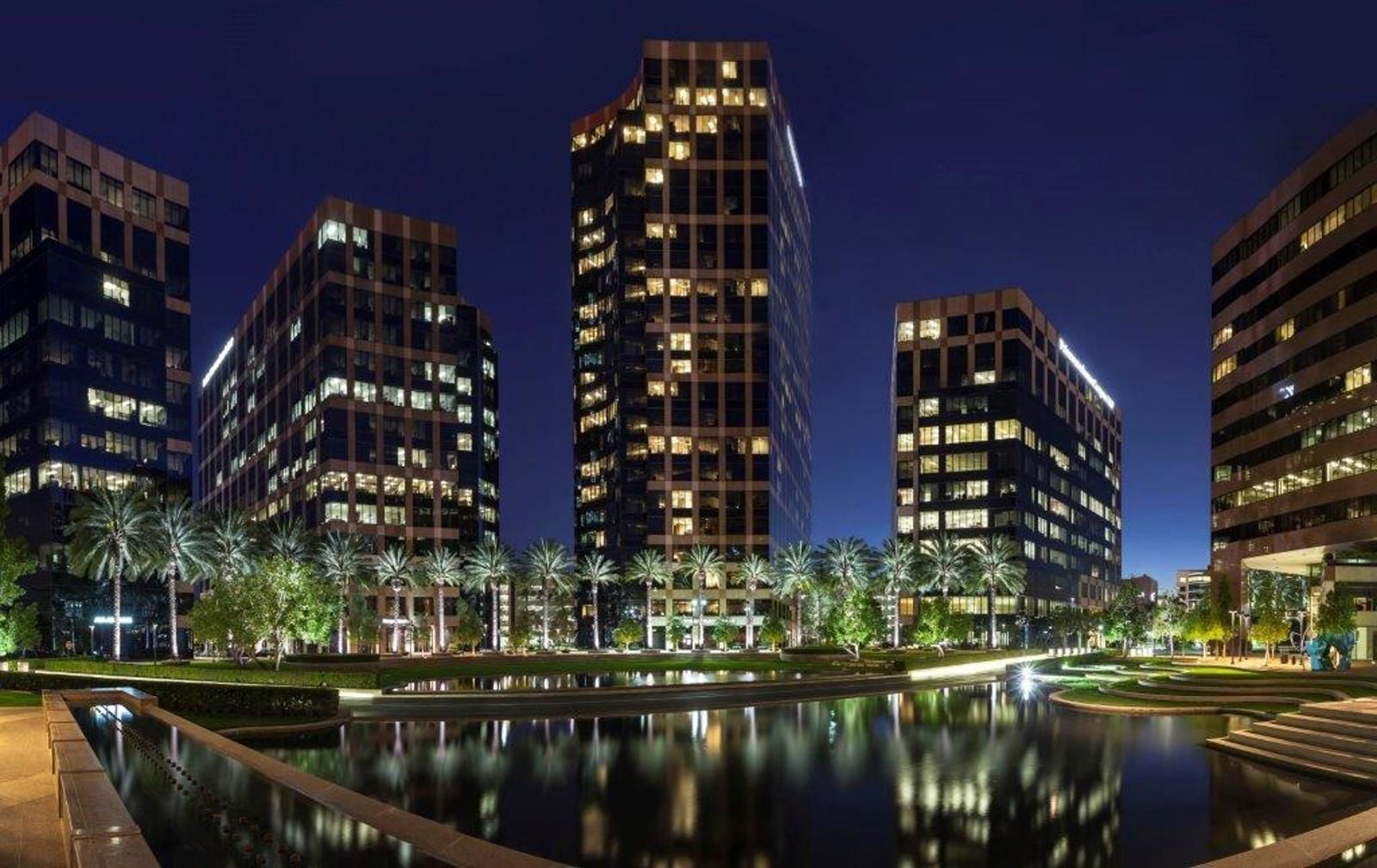 IrvineConcourse_Panorama (2030 Tall)