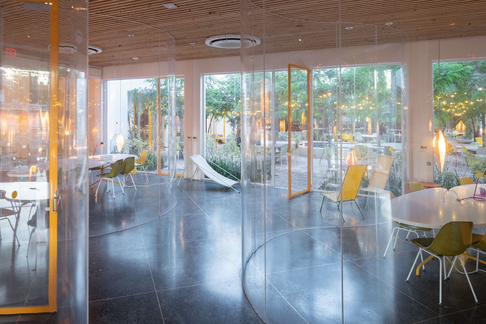 SH Hollywood SCA 5070 (1)