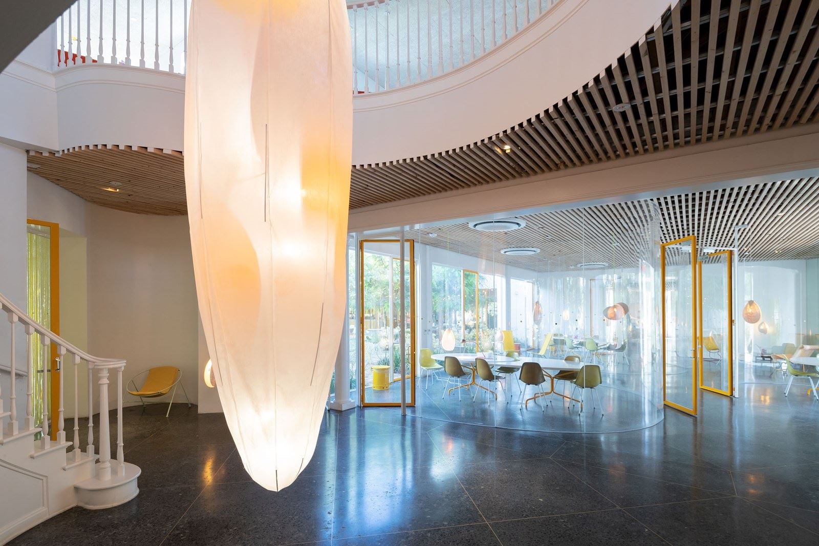 SH Hollywood SCA 4955 (2)