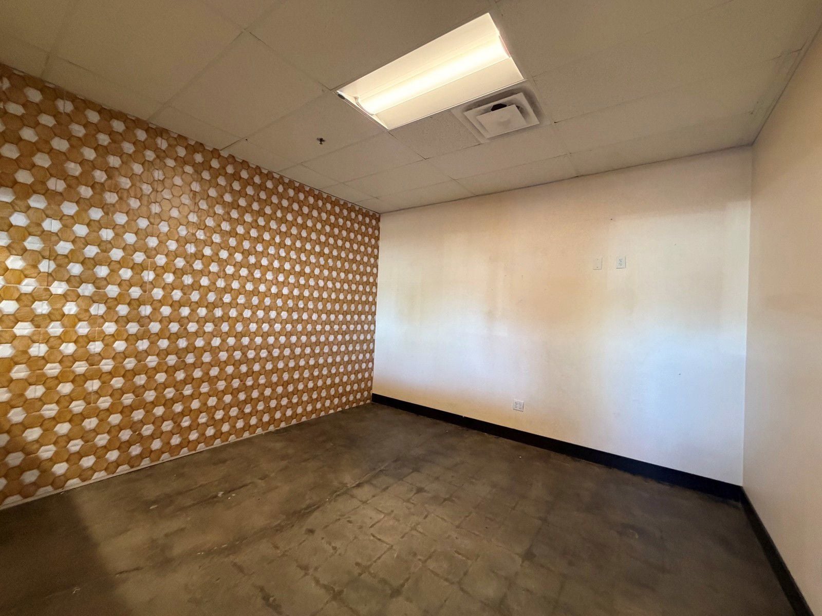 2Interior 1