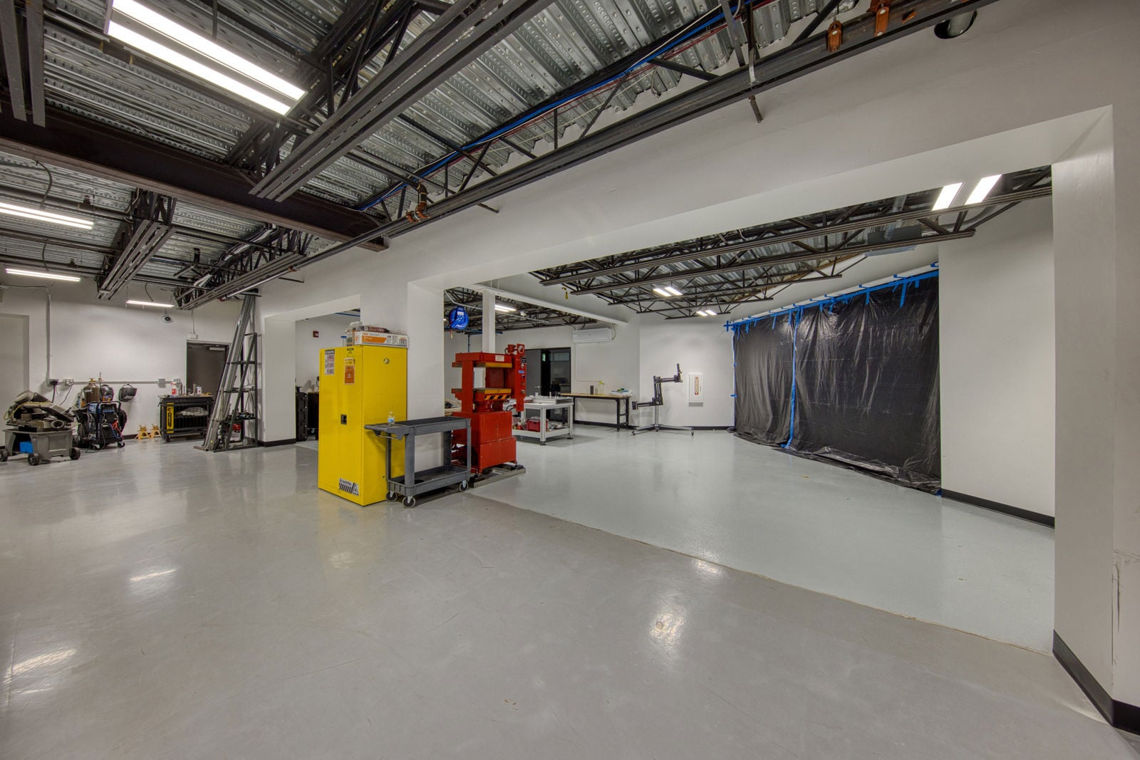 Basement_2S1A1462_hdr