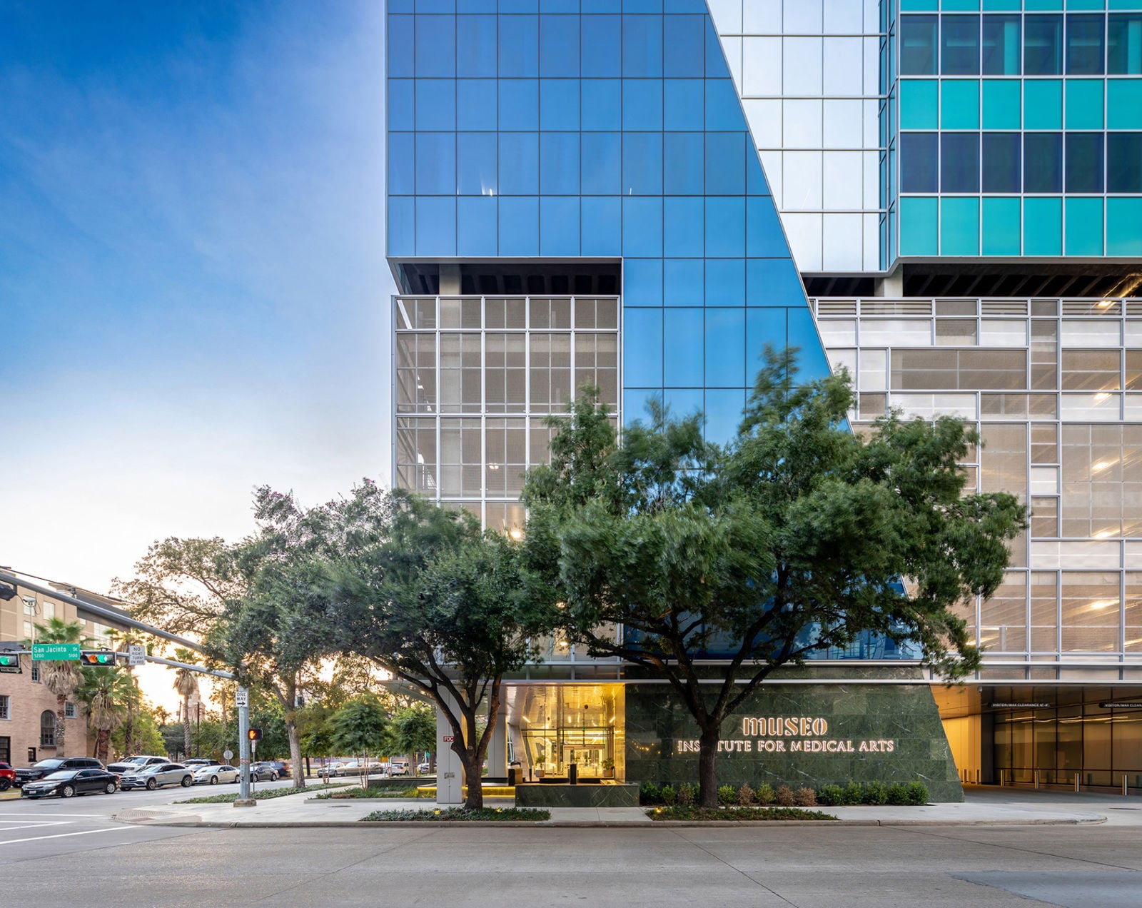 Museo - 5115 Fannin St - 005