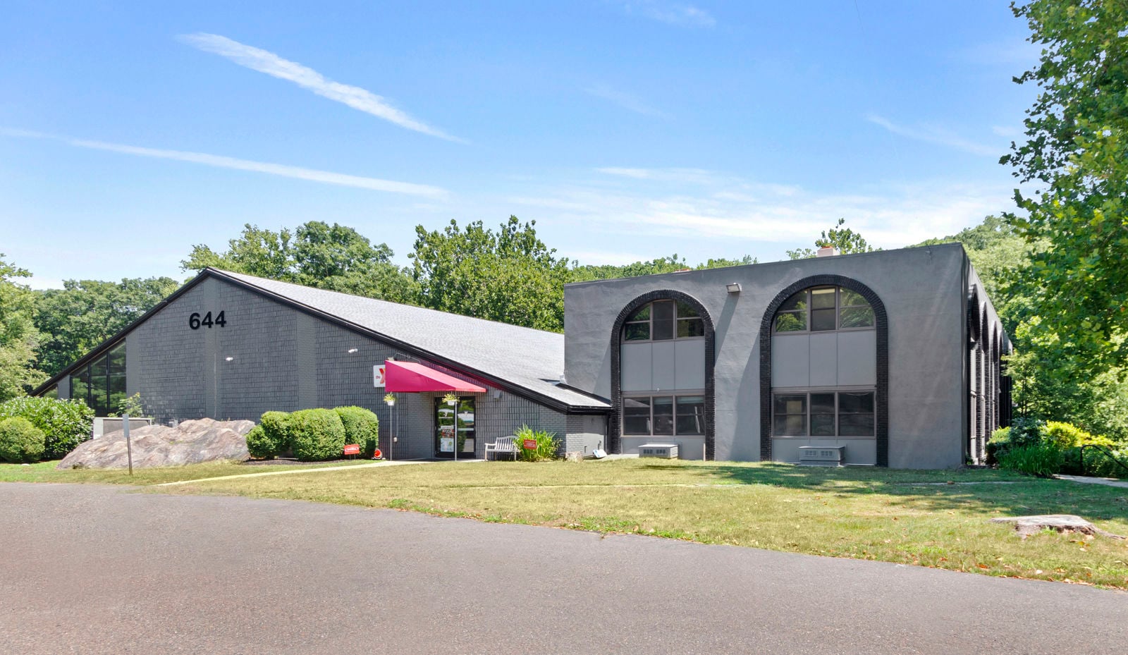 EDI_Building Front_ground level