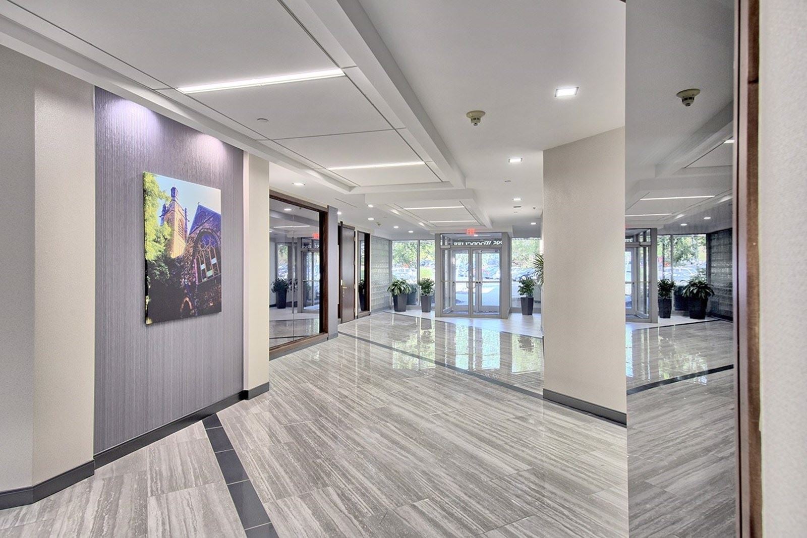 295 Woodcliff Interior 2