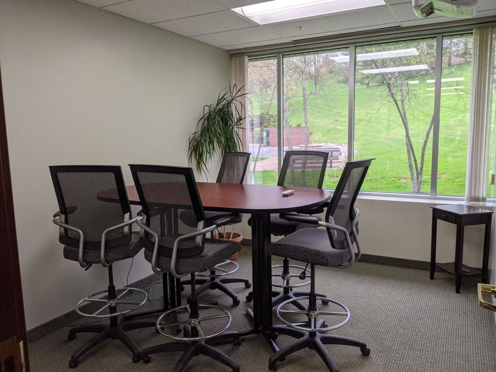 290 Woodcliff Interior 4