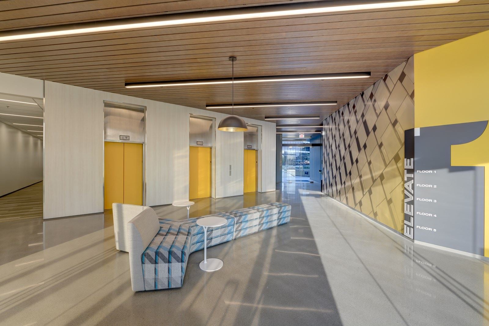 lobby_main_01_2_3_4_5