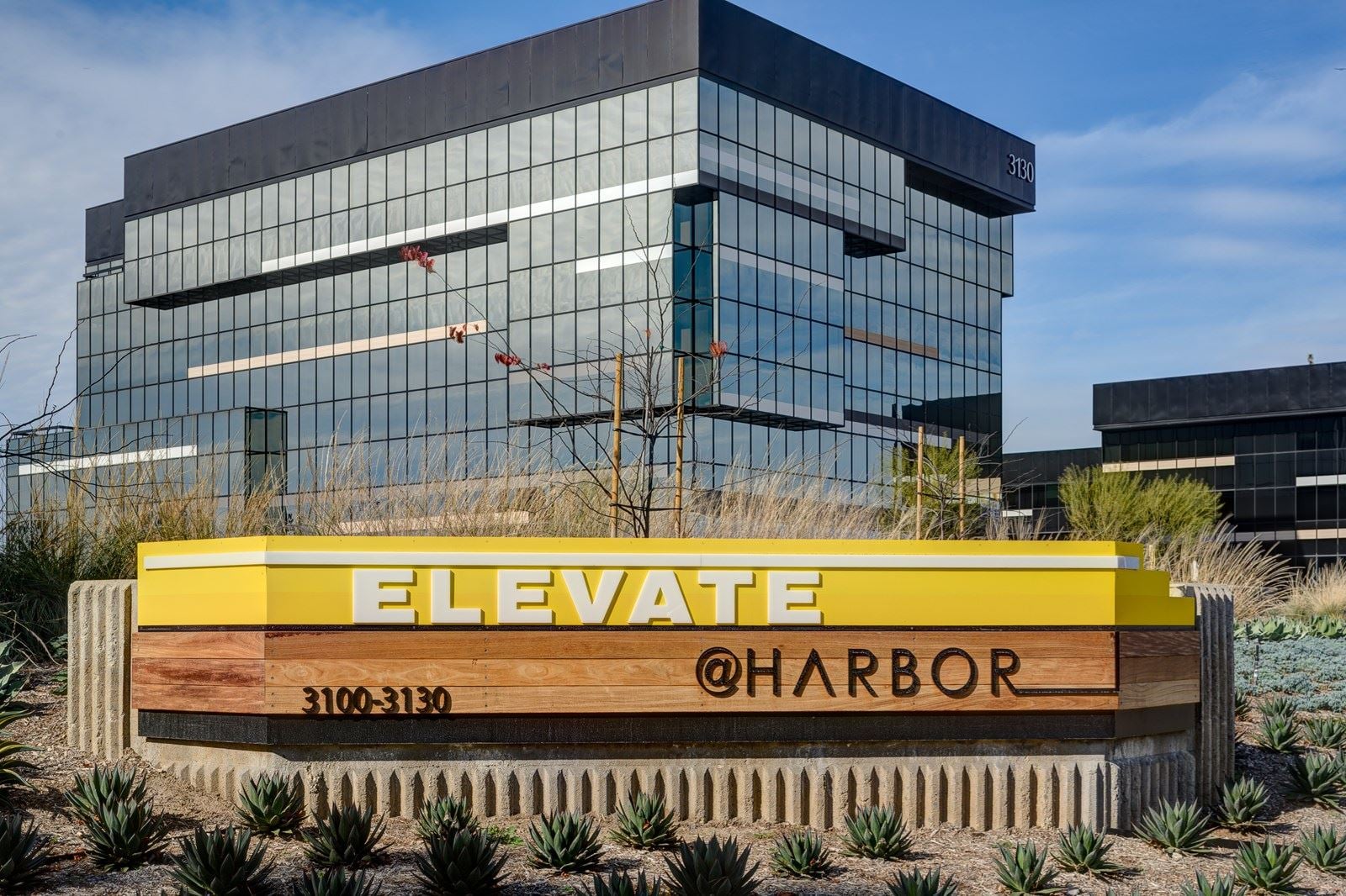 sign_Elevate_sunny_01_2_3_4_5