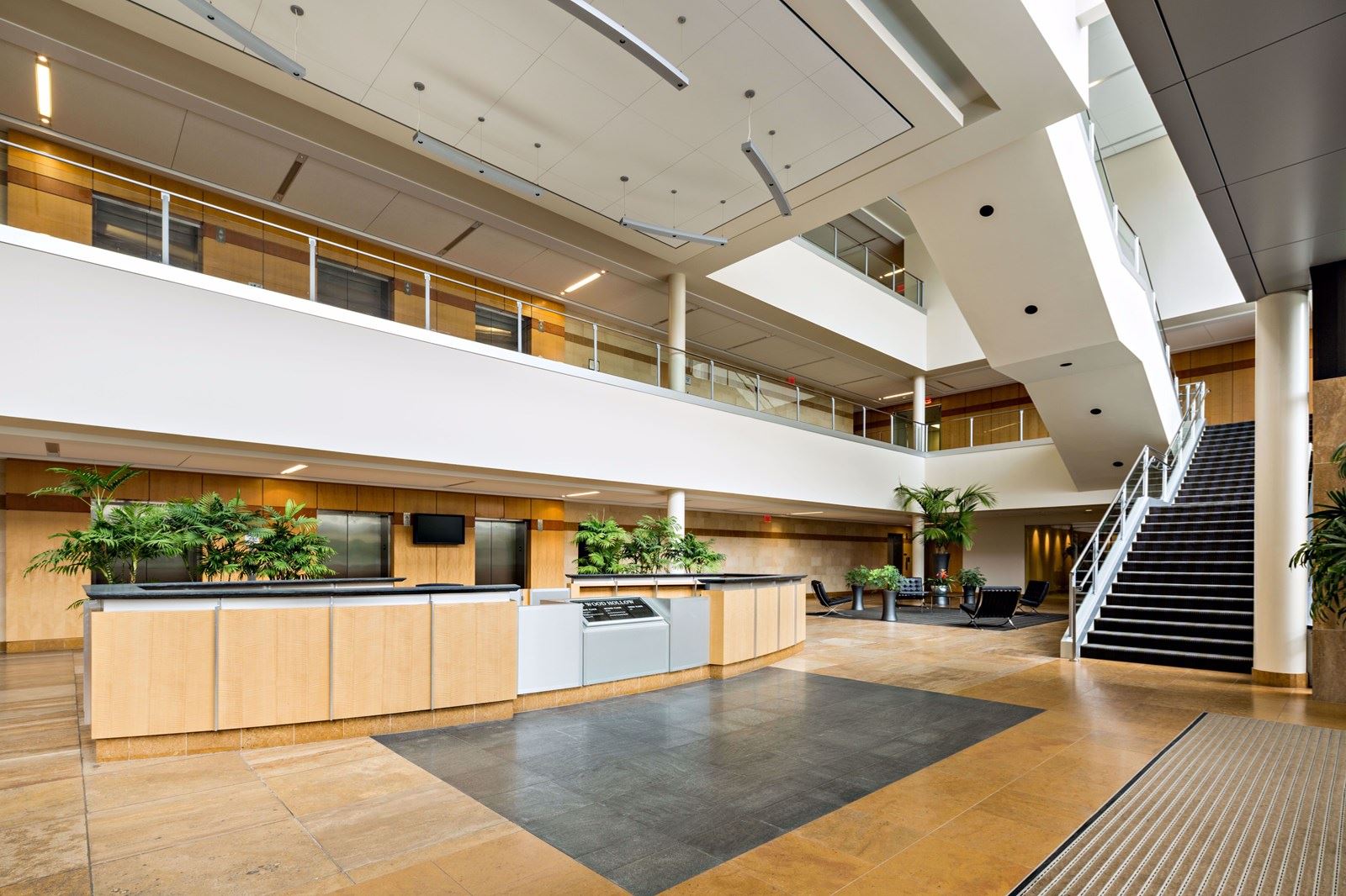 5 Wood Hollow - Atrium