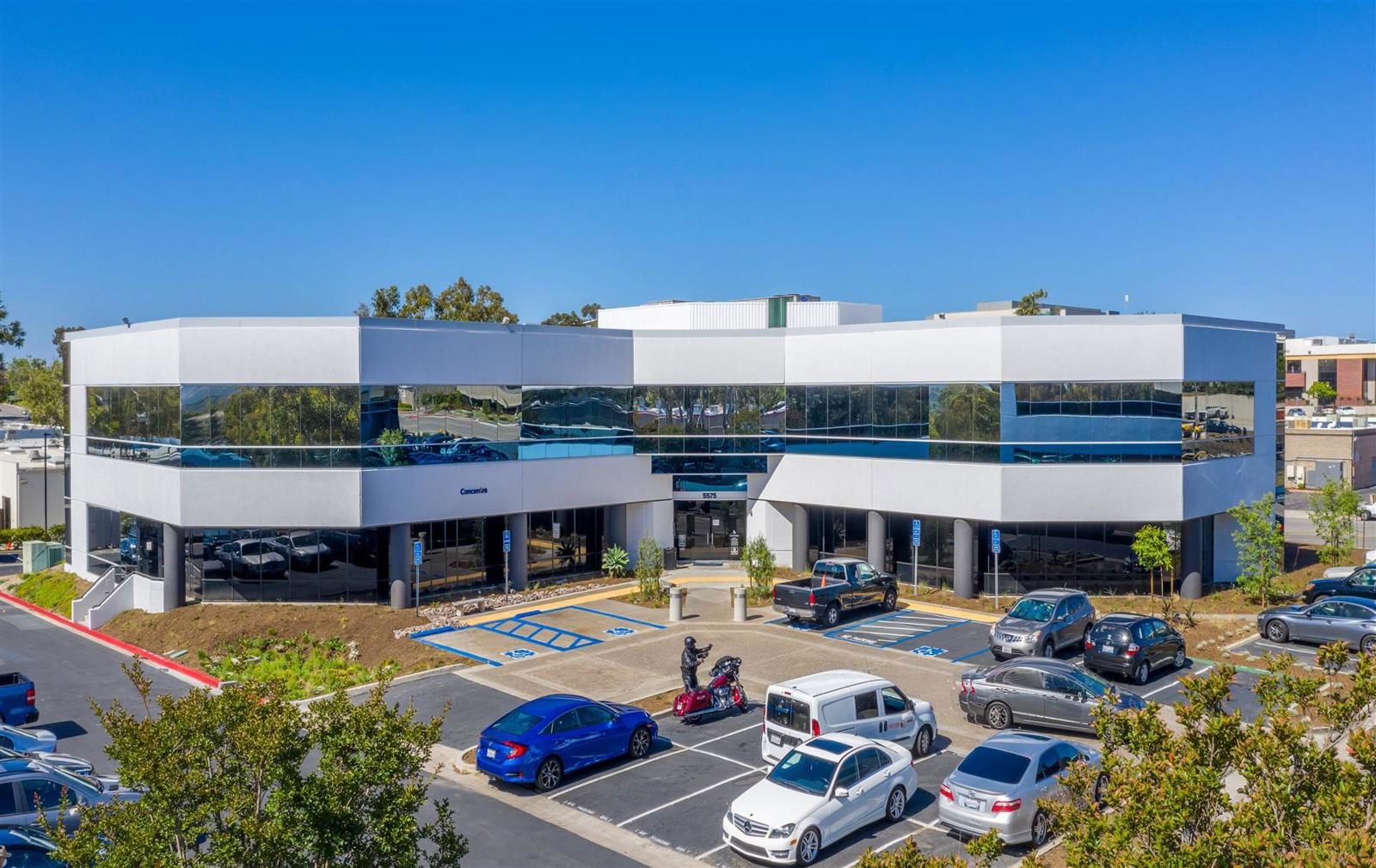 5575 Ruffin Building