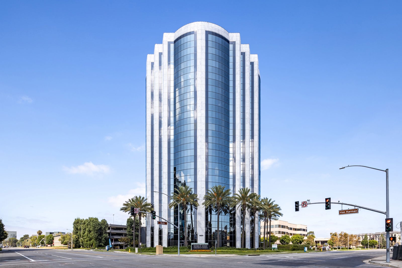 Airport Tower Building Photo