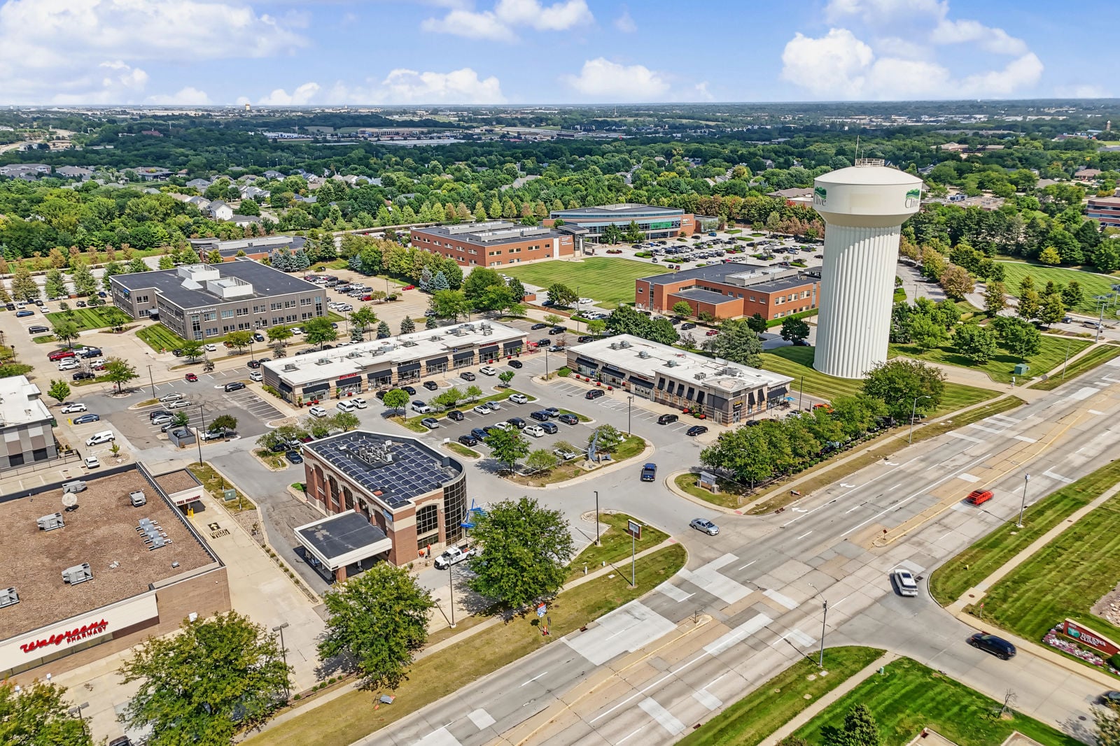Country Club Marketplace