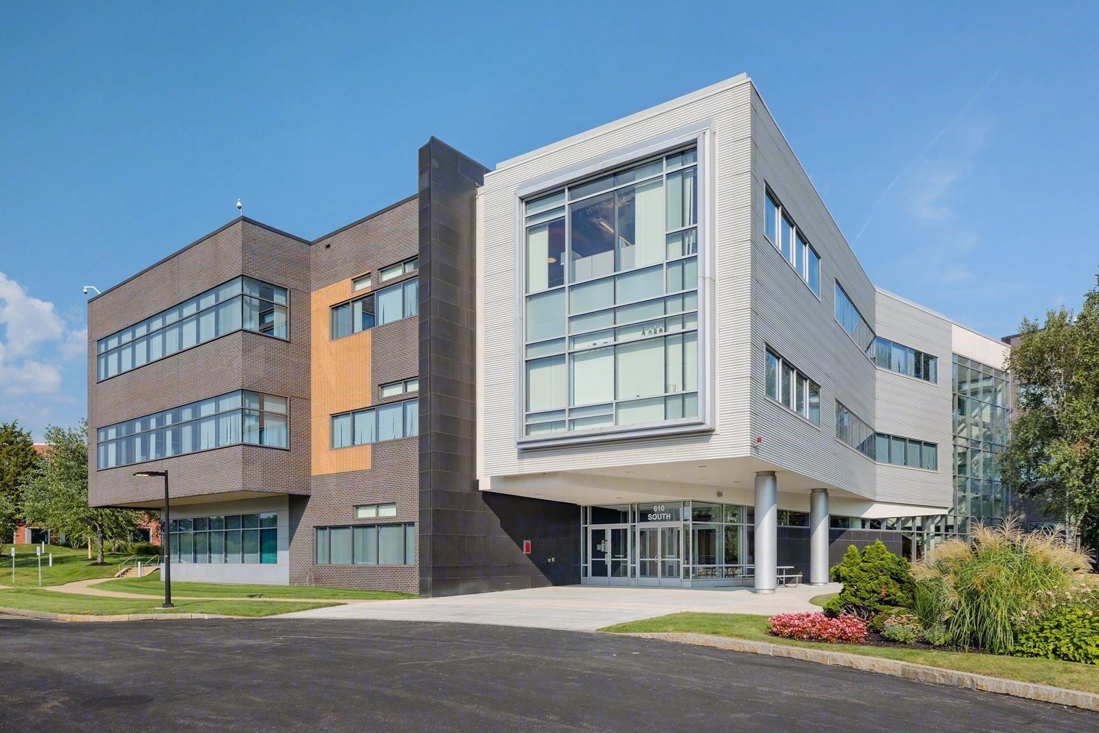 HOBBS BROOK WALTHAM_GROUND 2_FINALS_0012-edited