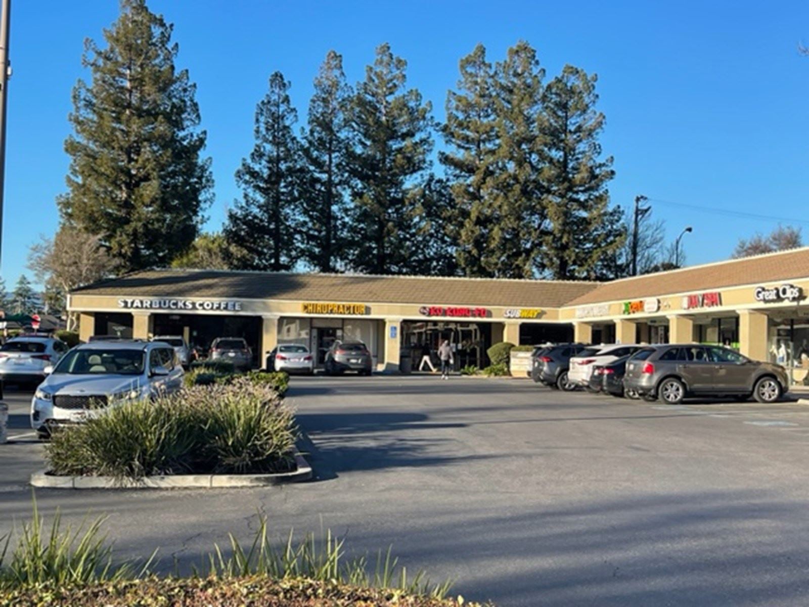 Foxworthy Shopping Center 1429 Foxworthy Avenue - Image 5