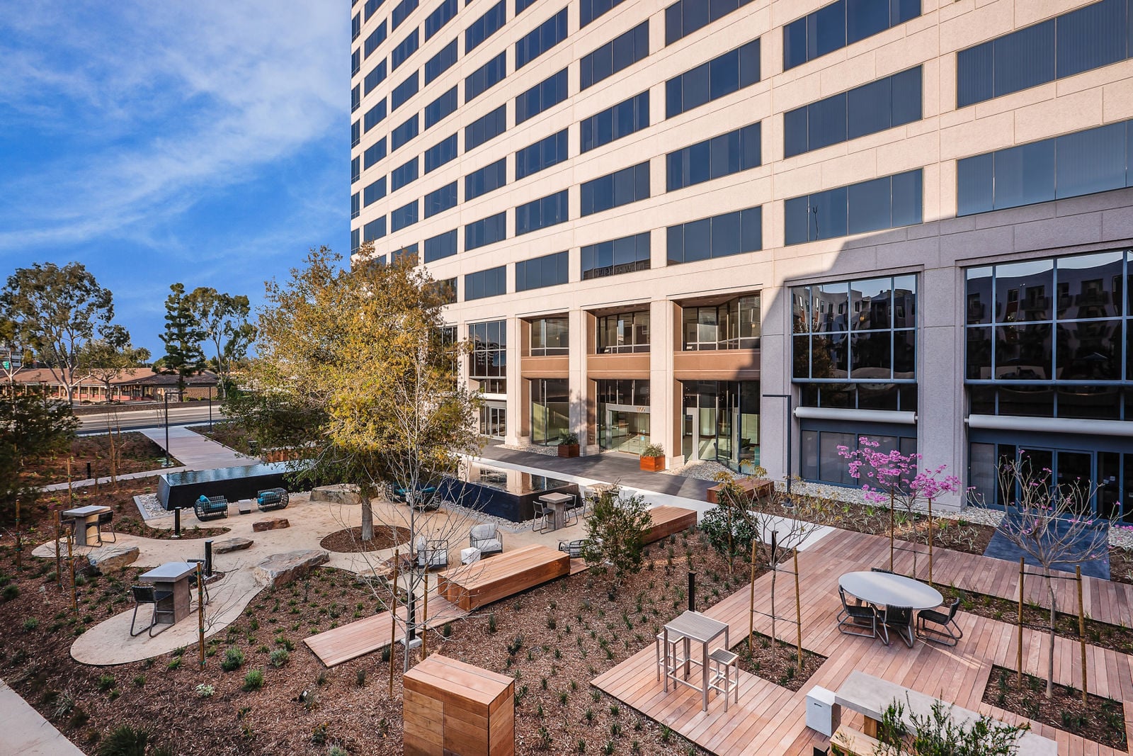 OET Courtyard 1