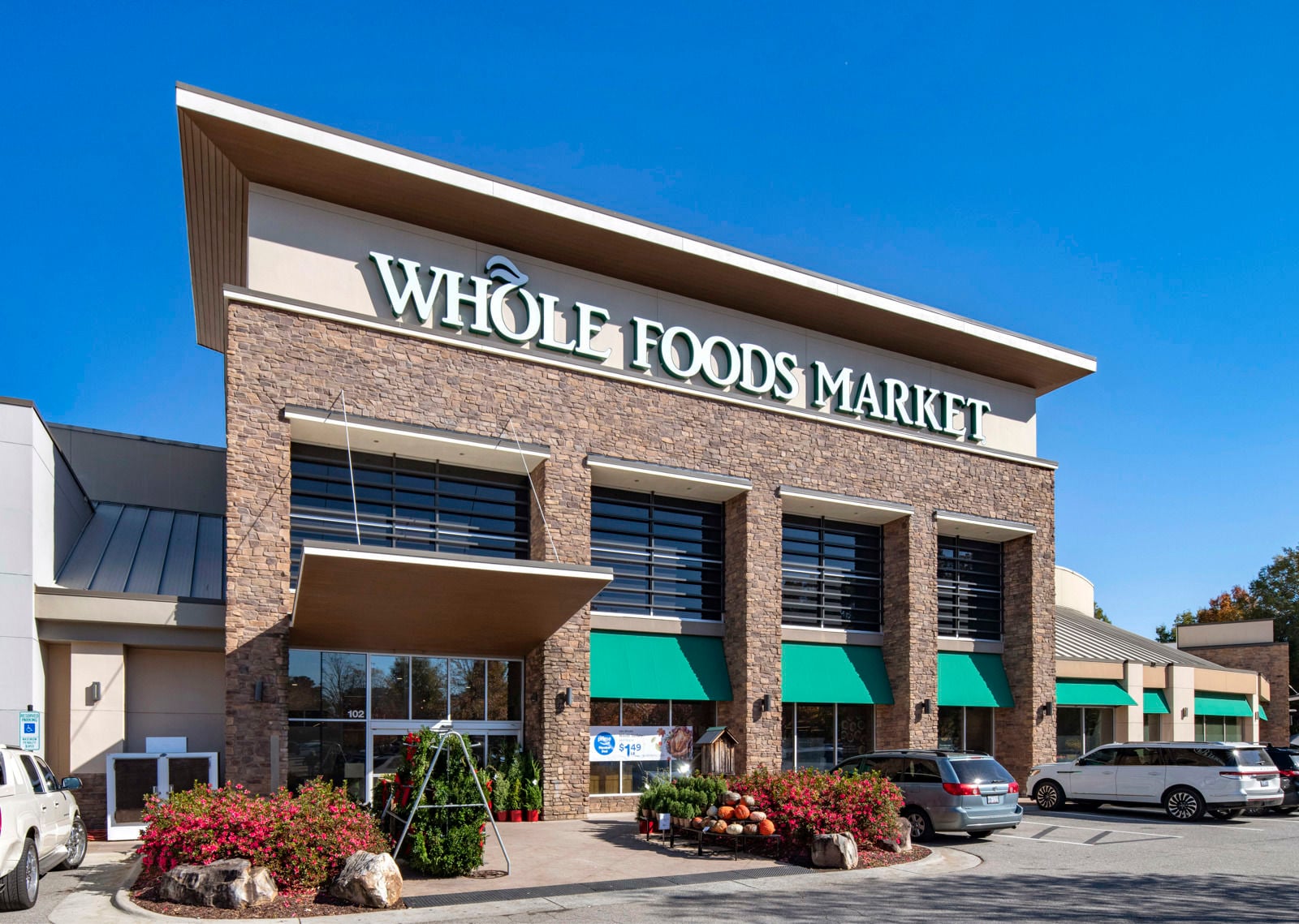 Waverly Place exterior Nov 2025_2789