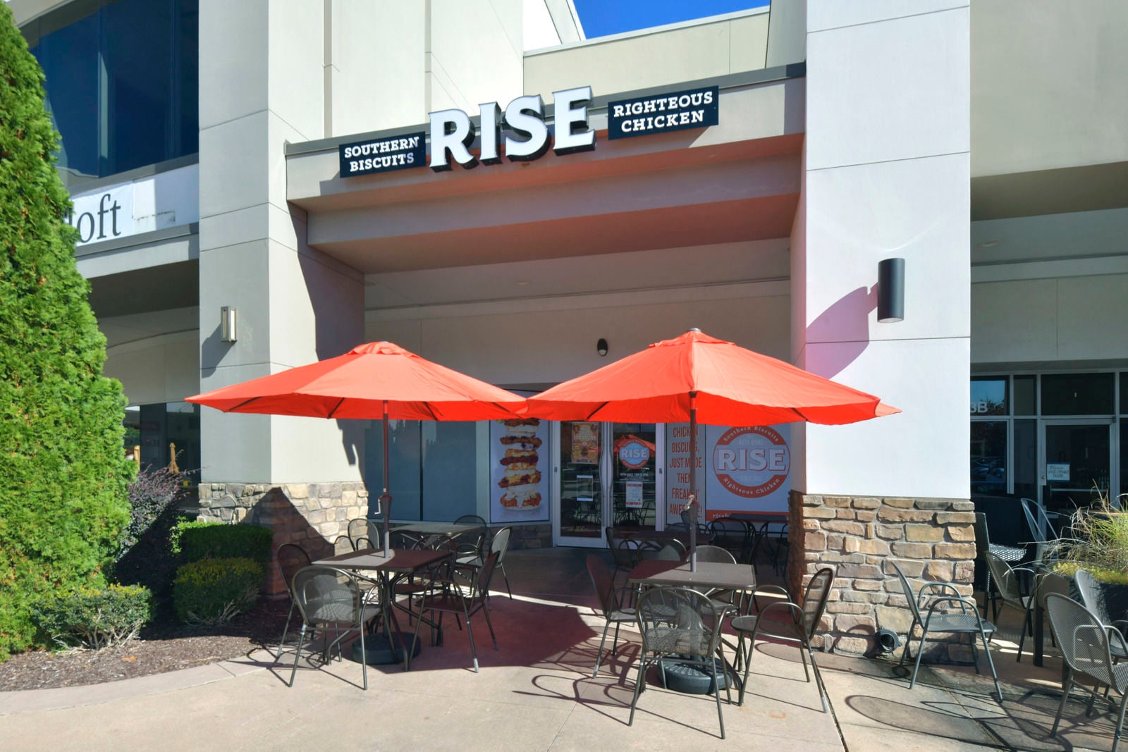 Waverly Place exterior Nov 2025_2535