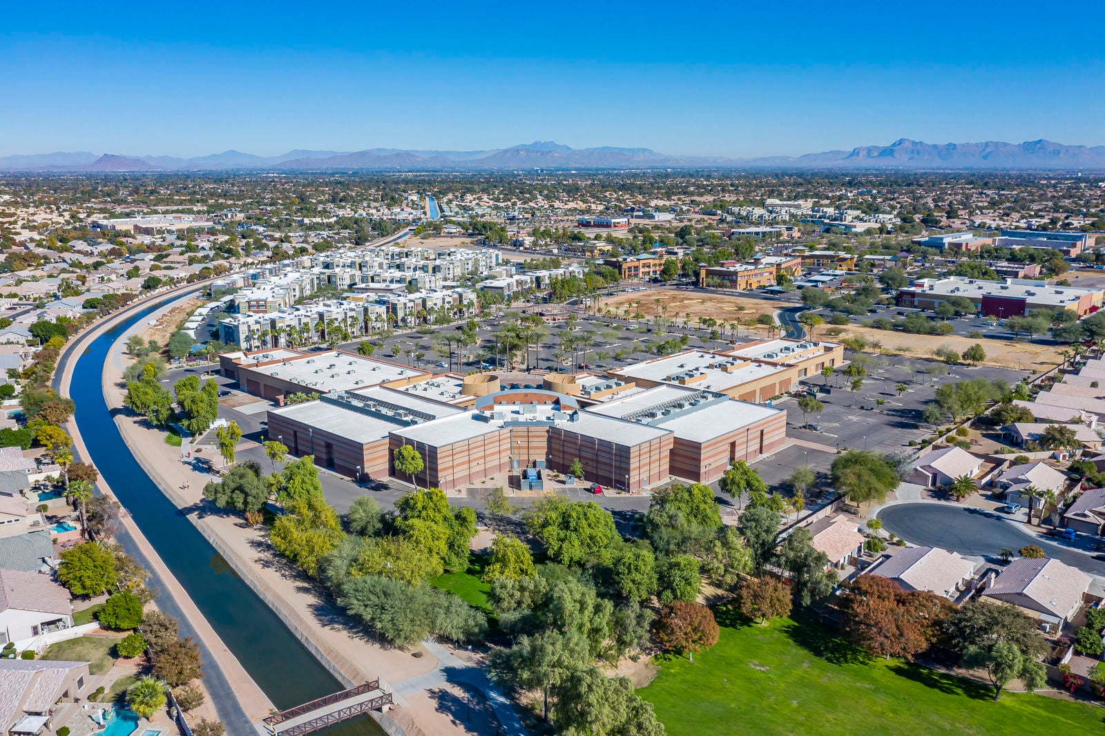 Gilbert Town Center_9.JPG