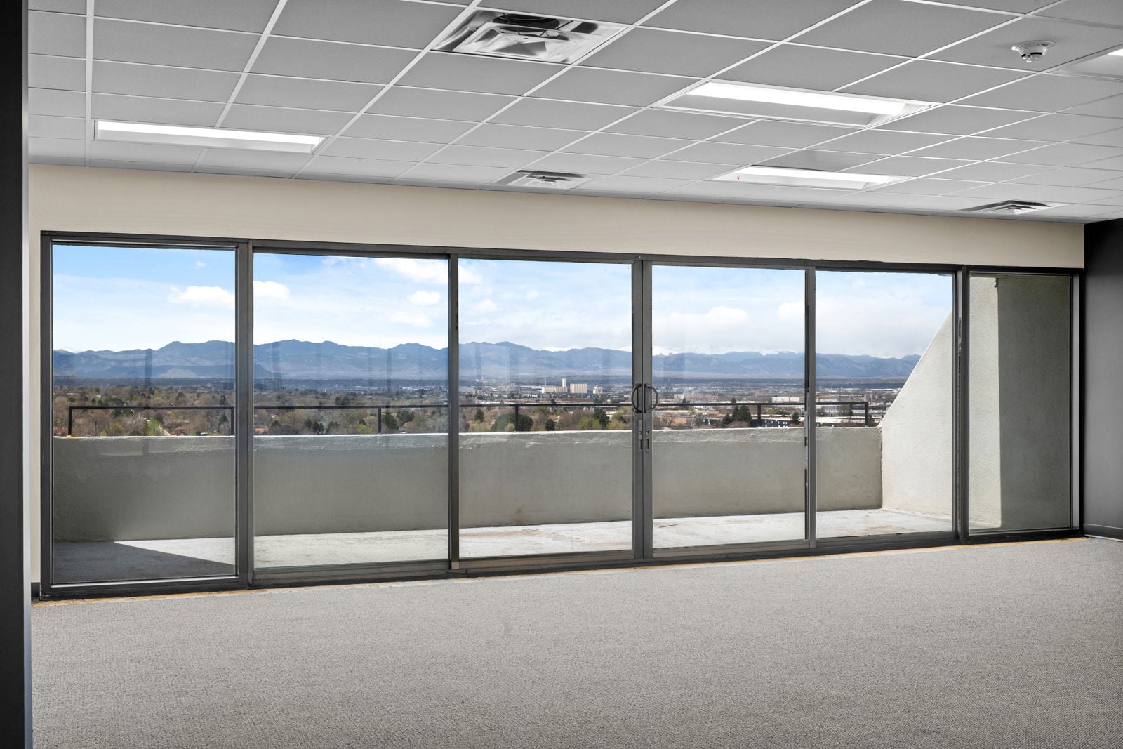 MuntzStudios-3401Quebec-32