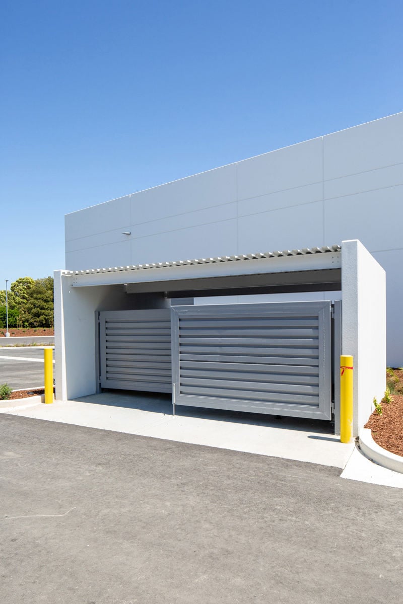 1955 N Loop Rd_Q5A3328