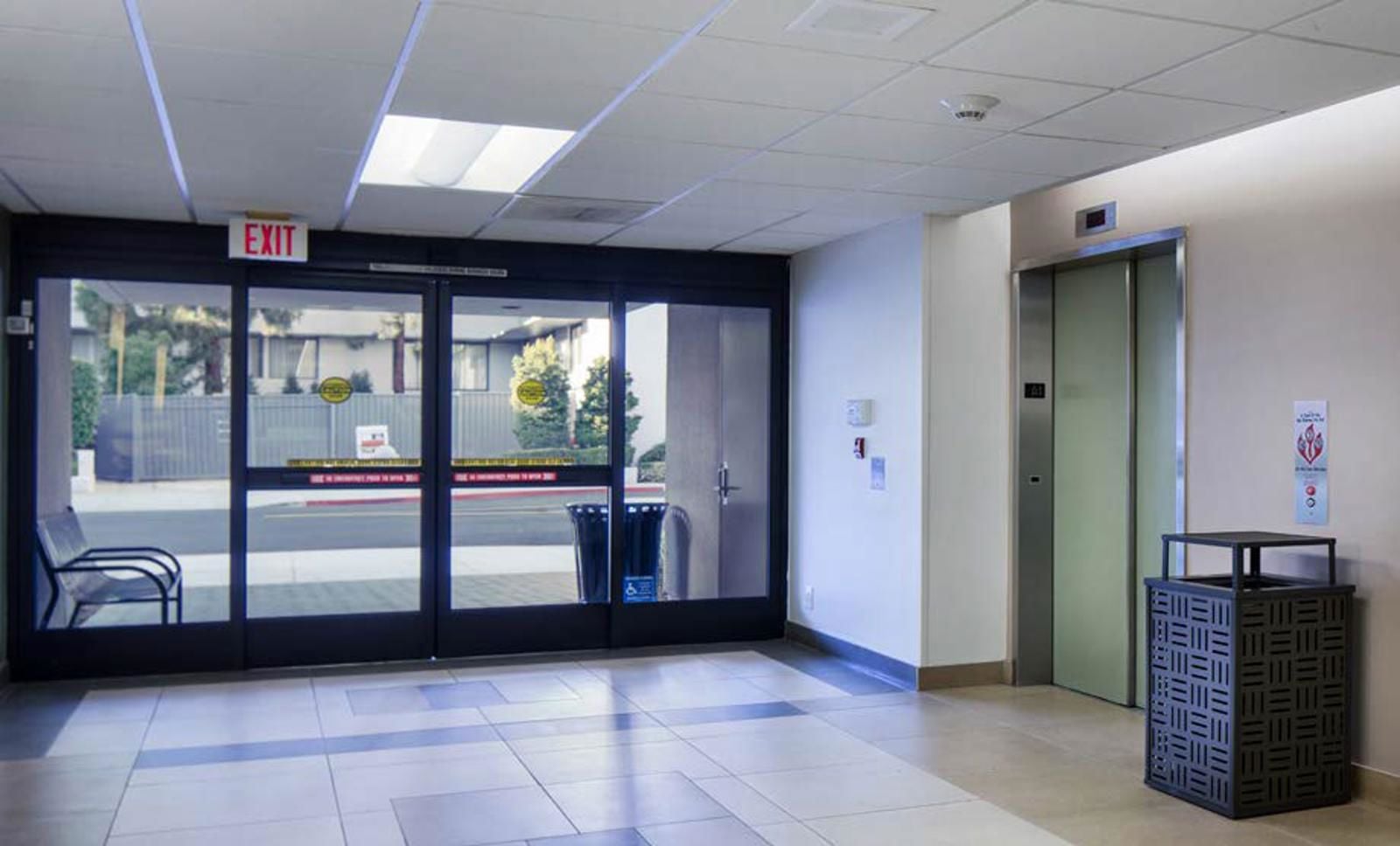 Glendale Medical Front Lobby