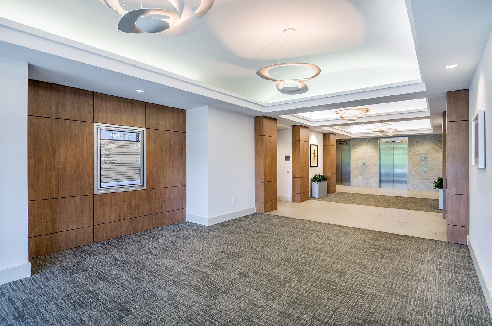 4601-Elevator Entrance-GL