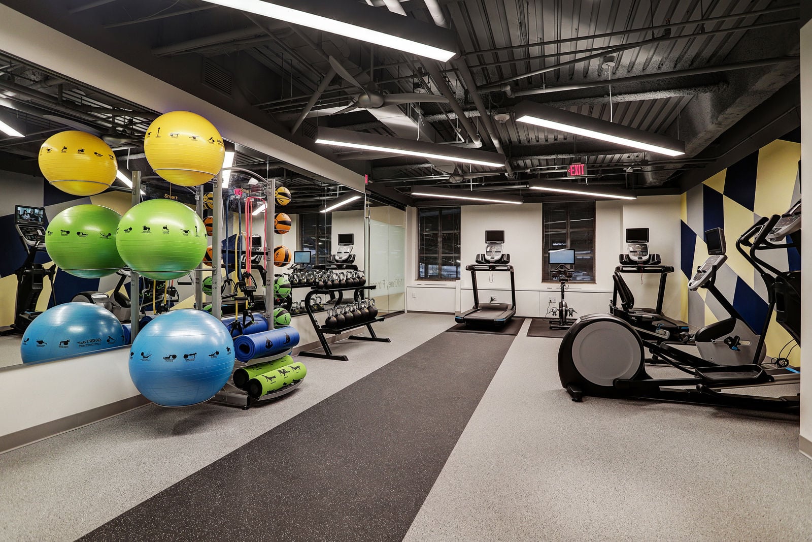 McKinney 1001_530 Stock 05_1