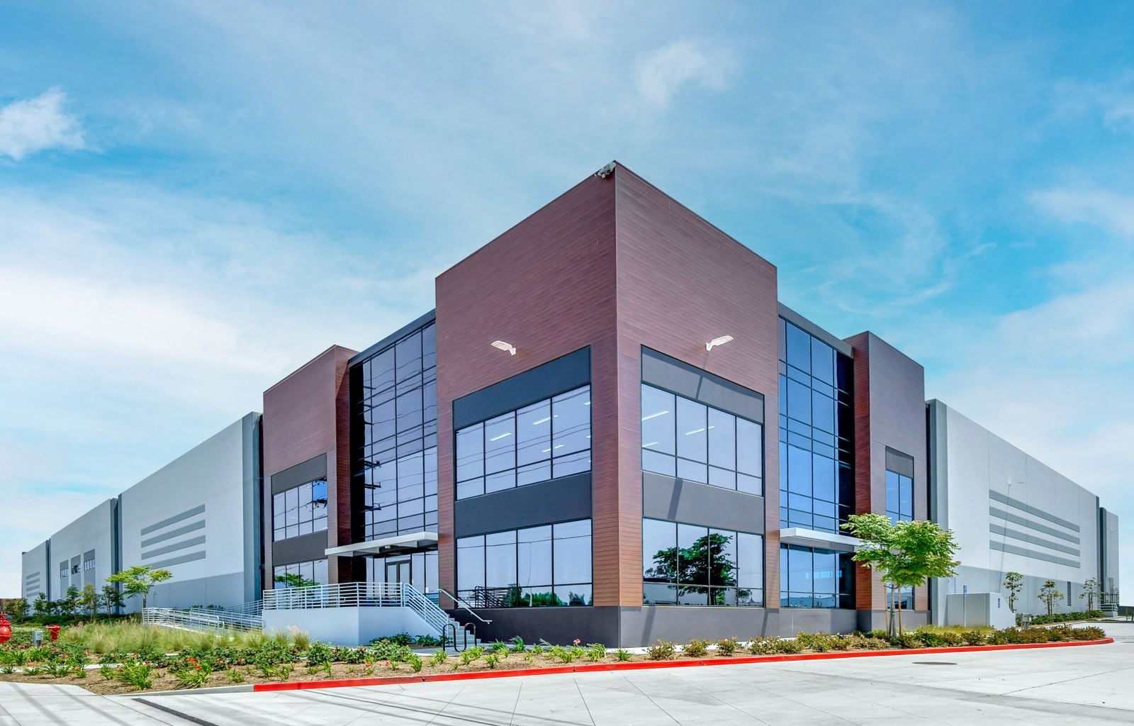 1062 Front Photo-2025