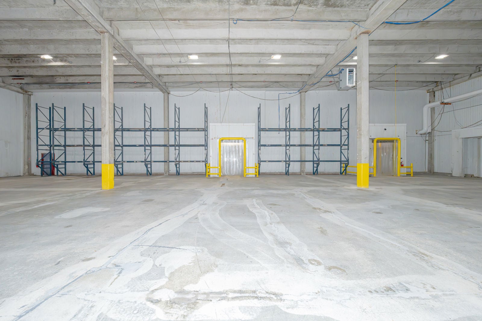 Interior_B2_18770NE6Ave_47
