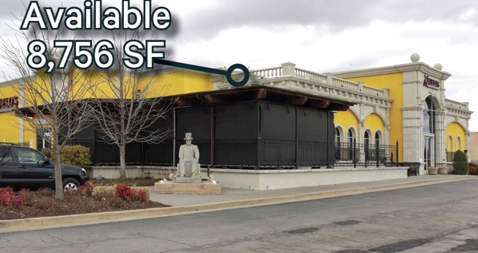 Abuelos space_Eastside_pic