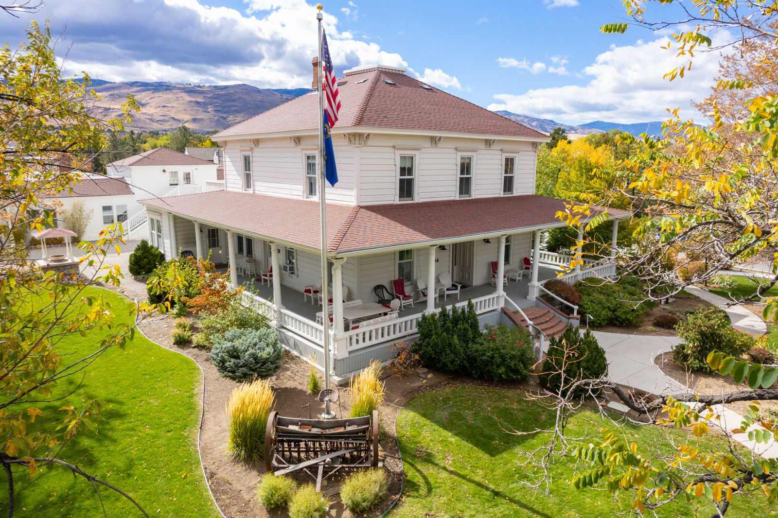 Mayberry Gardens Ranch house 5
