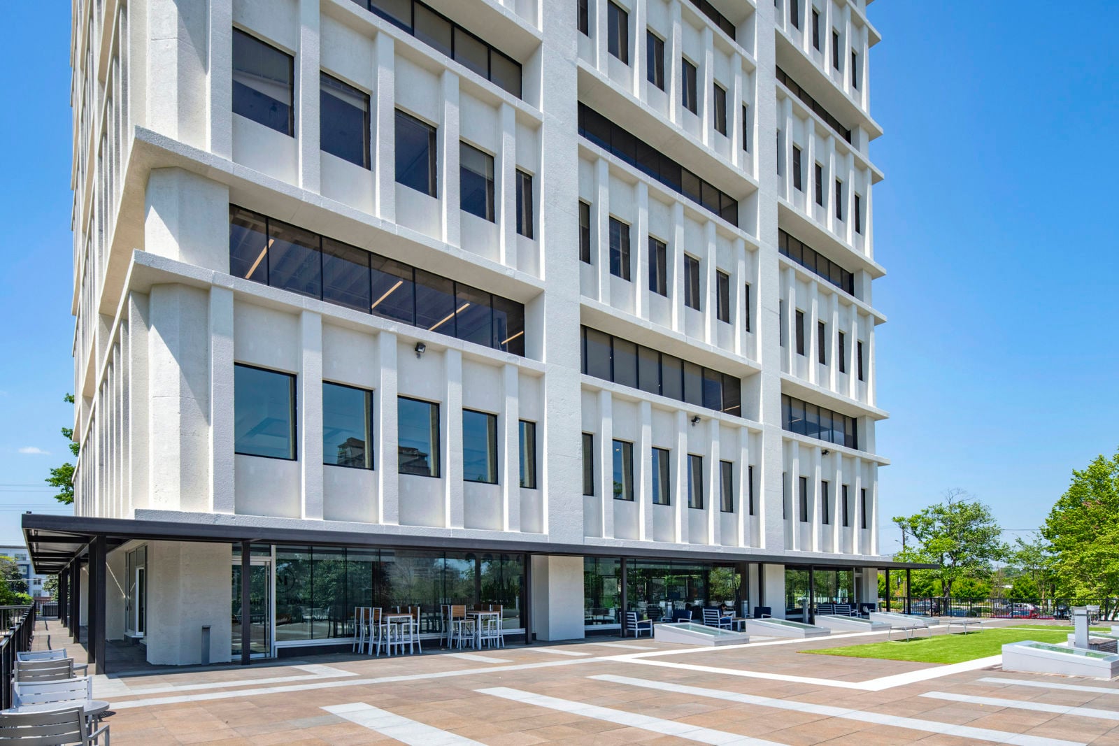 Mutual Tower_ground floor retail