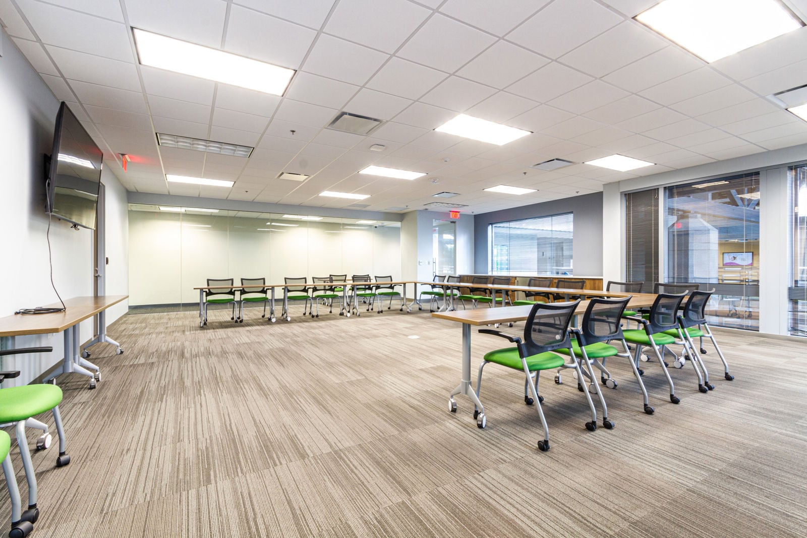 SQFT-2237 - Conf Room