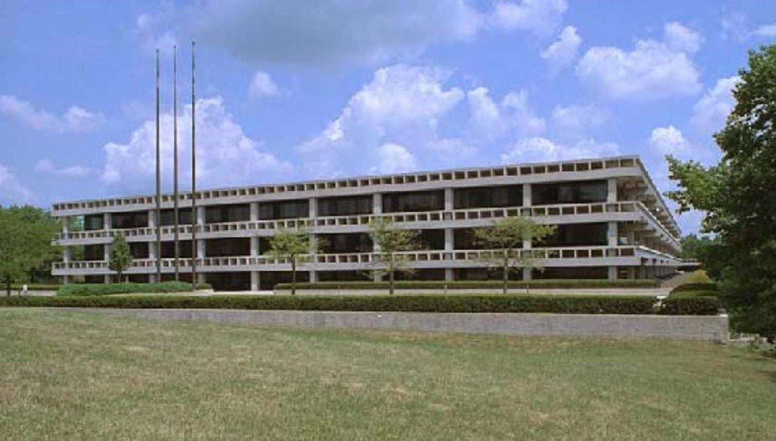 1 American Lane Exterior