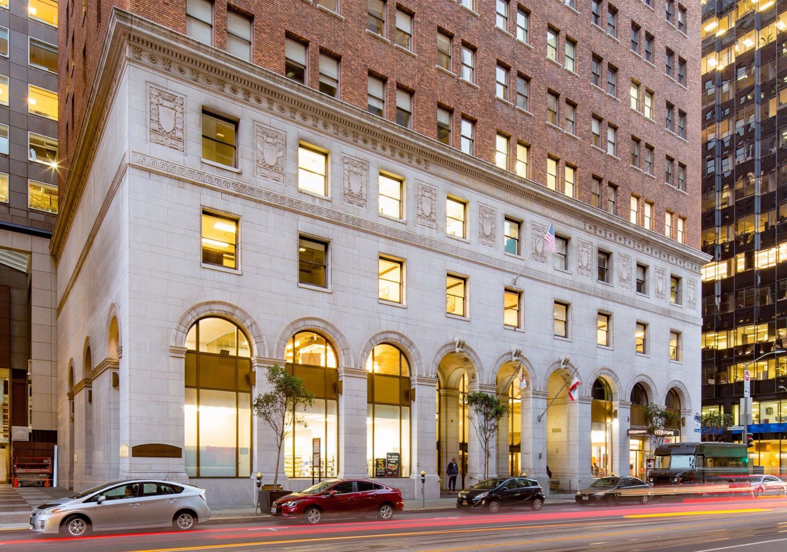 Dusk_351 California St_SK1A0031